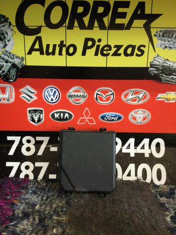 Tapa de Caja de Fusibles Nissan Rogue 14-20