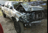 Auto Toyota Tacoma 16-23