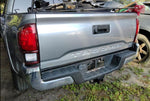 Auto Toyota Tacoma 16-23