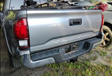 Auto Toyota Tacoma 16-23