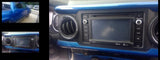Auto Toyota Tacoma 16-23