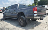 Auto Toyota Tacoma 16-23