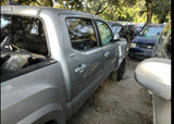 Auto Toyota Tacoma 16-23