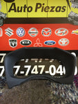 Careta de Marca Millas Toyota Rav4 19-22