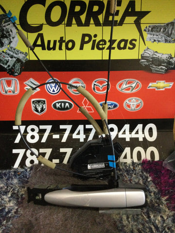 Cerradura de Puerta Der Del Nissan Versa 20-23