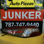 Foco Trasero izq Toyota Camry 18-20
