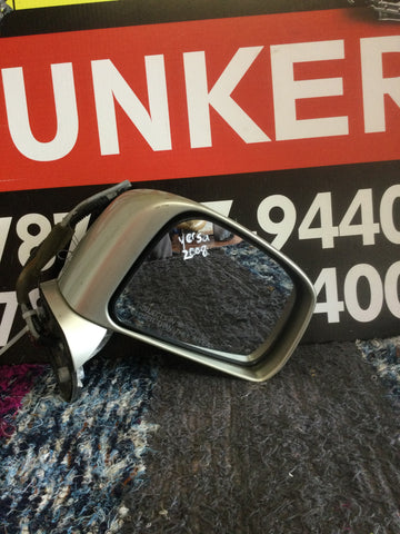 Retrovisor der Nissan Versa 07-11