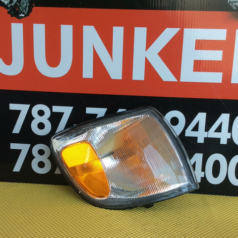 Luz de esquina y Señal (Corner light) der Toyota Sienna 98-00