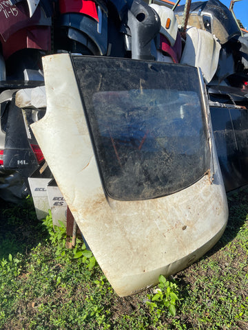Compuerta Nissan 350Z 03-09